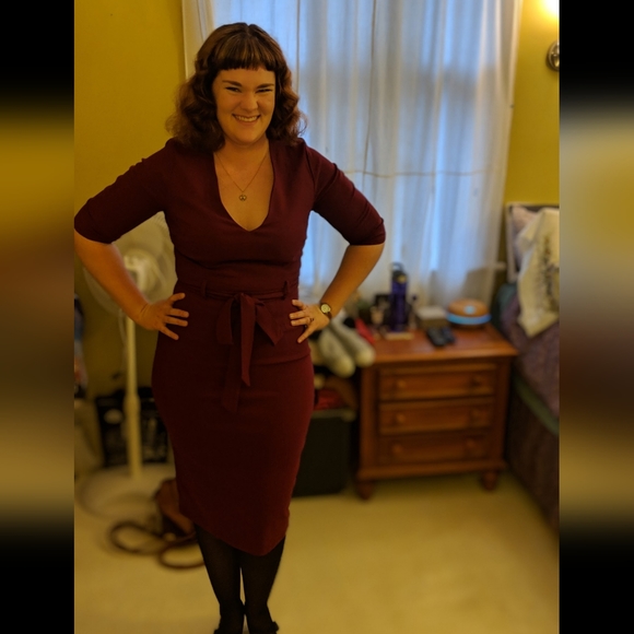 Collectif Vintage Pencil Skirt Dress - Picture 2 of 3